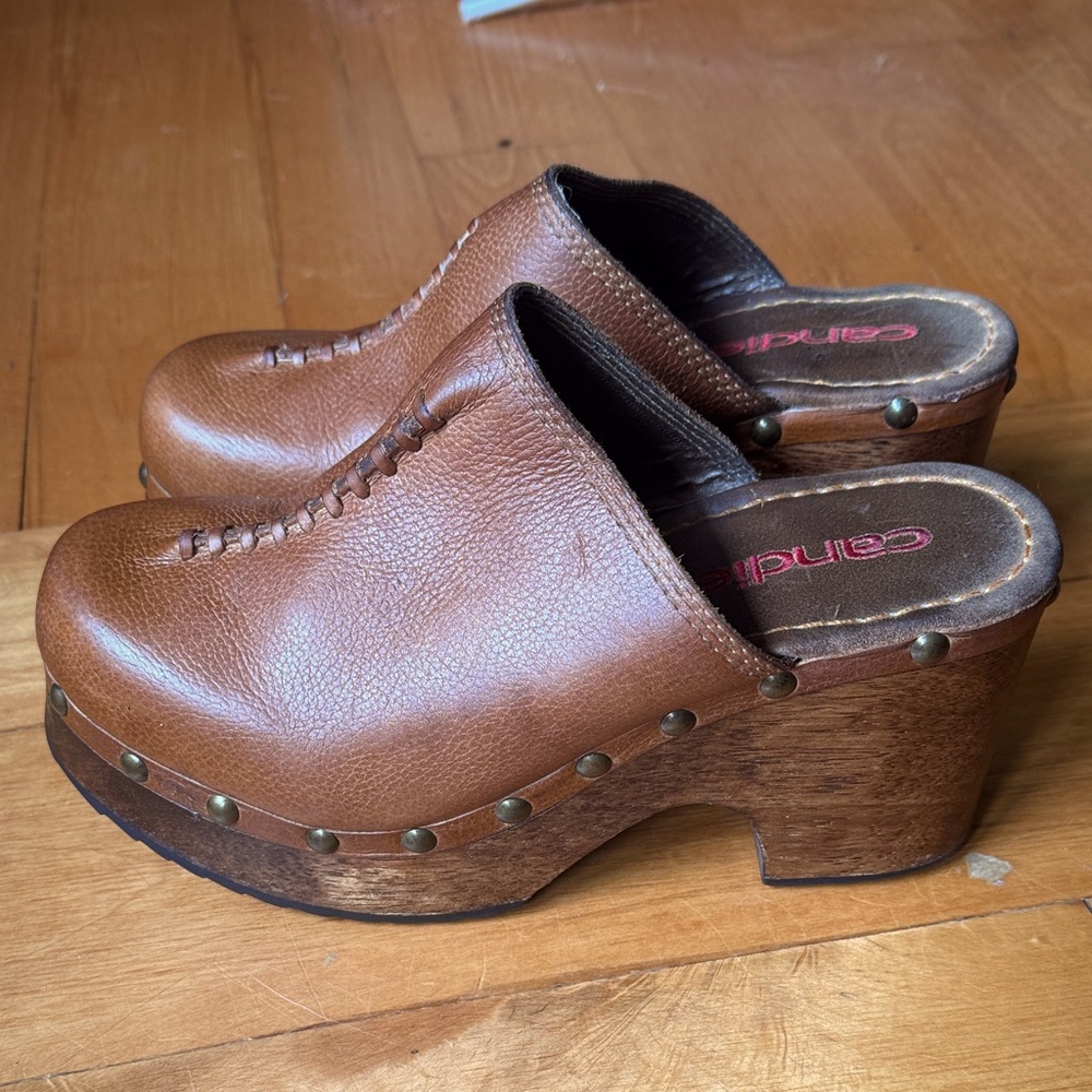 Candie's Women's Brown Clogs Size 10 - Picture 3 of 8